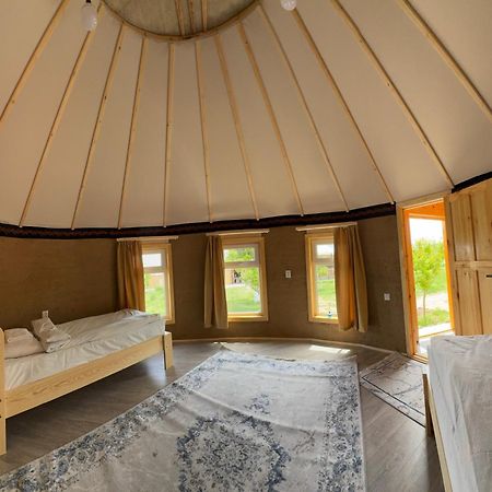 Hotel Bosogo Yurt Camp Bokonbayevo Zewnętrze zdjęcie