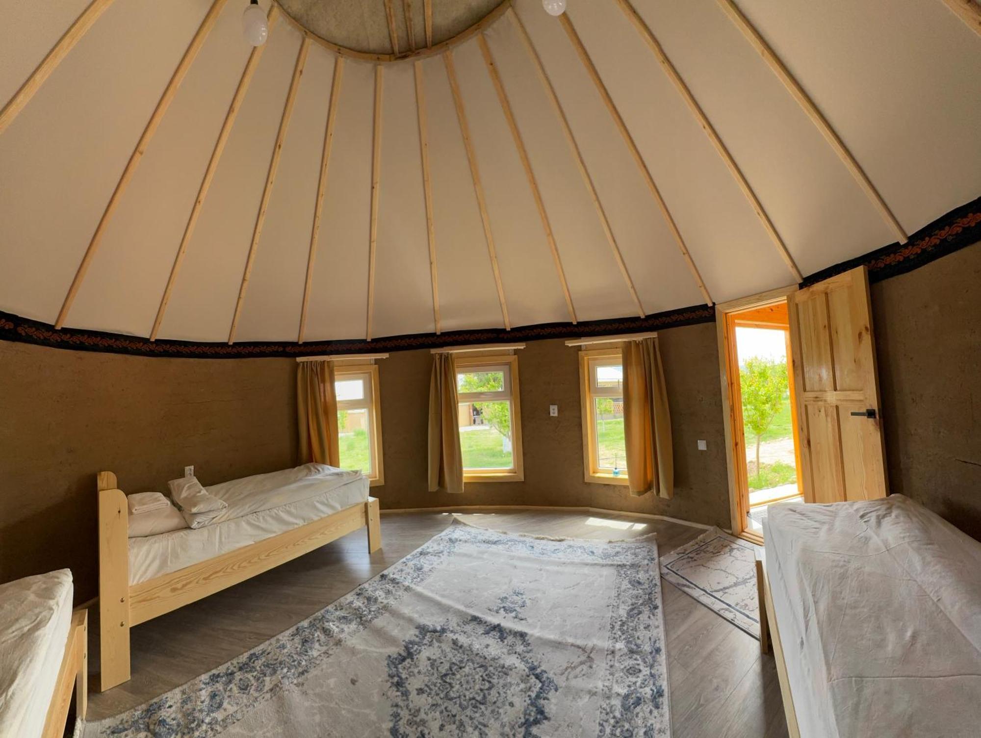 Hotel Bosogo Yurt Camp Bokonbayevo Zewnętrze zdjęcie